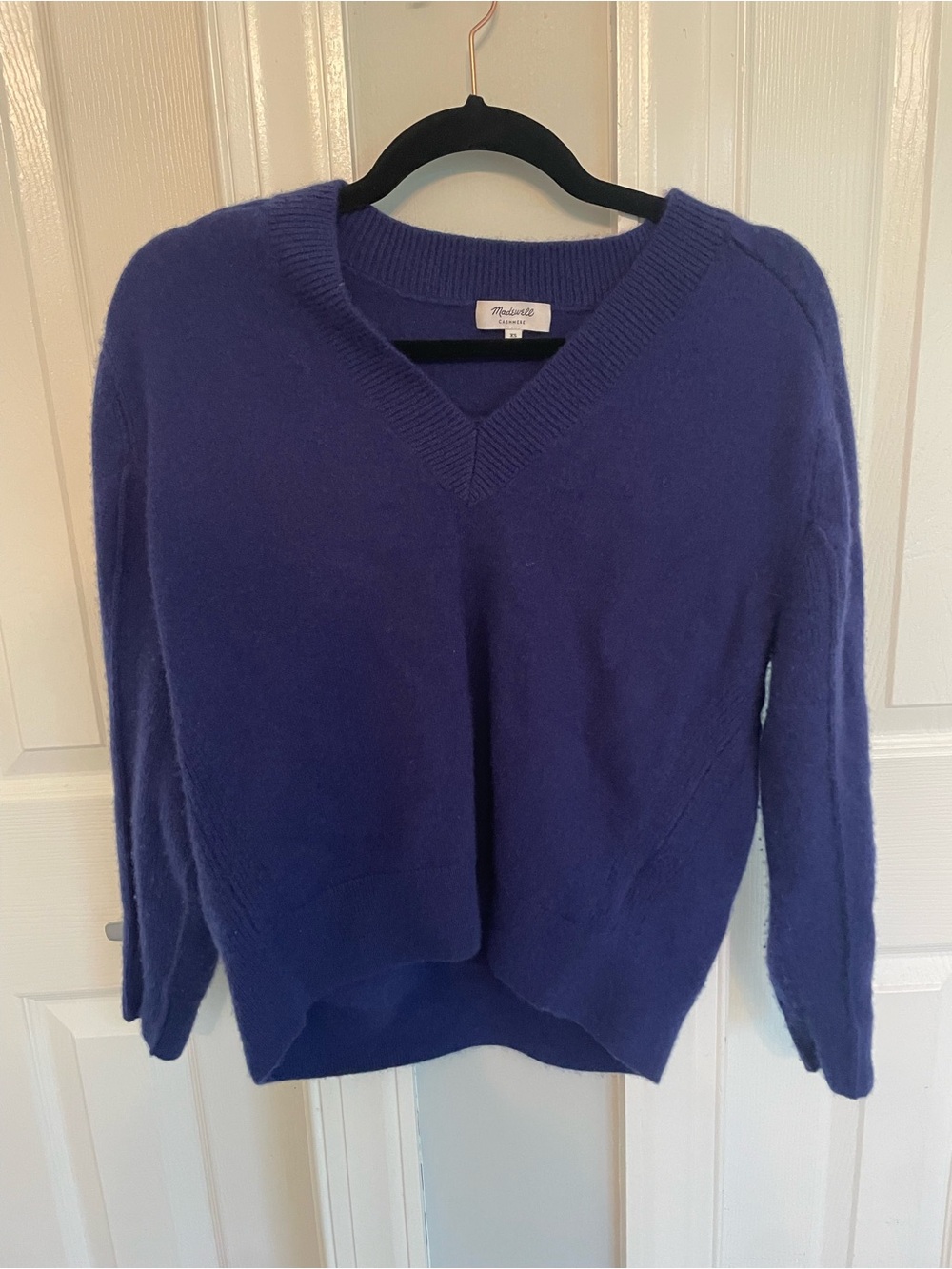 Madewell 100% Cashmere V-Neck Sweater in Deep Blue - FLAW